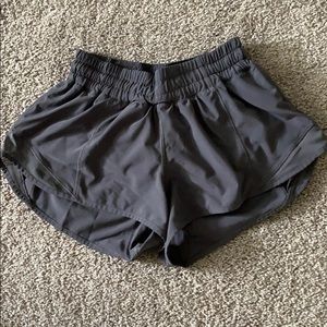 Lululemon Hotty Hot Short Size 4